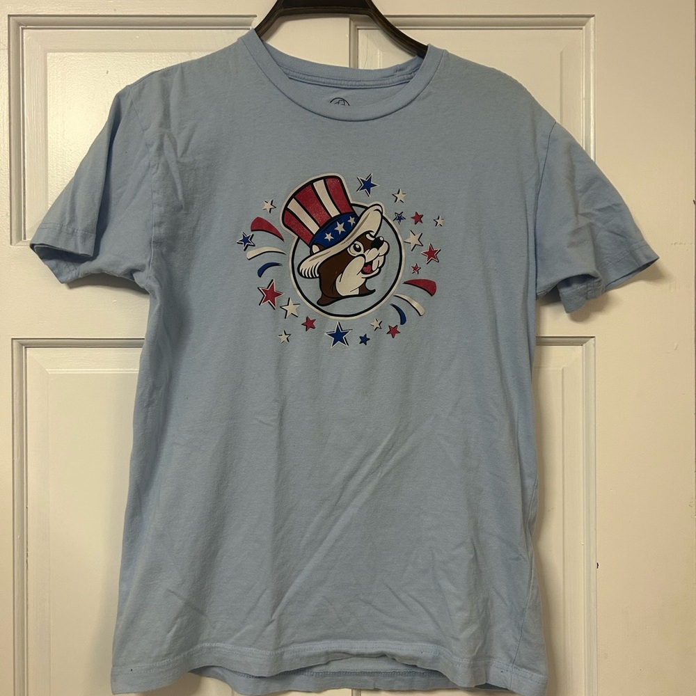 Buc-ee’s Light Blue Short-Sleeve Patriotic Graphic Tee Size Small